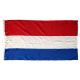 nederlandse vlag met blauwe lucht