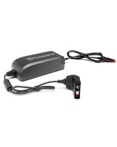 LADER HUSQVARNA QC80F 12V AANSLUITING